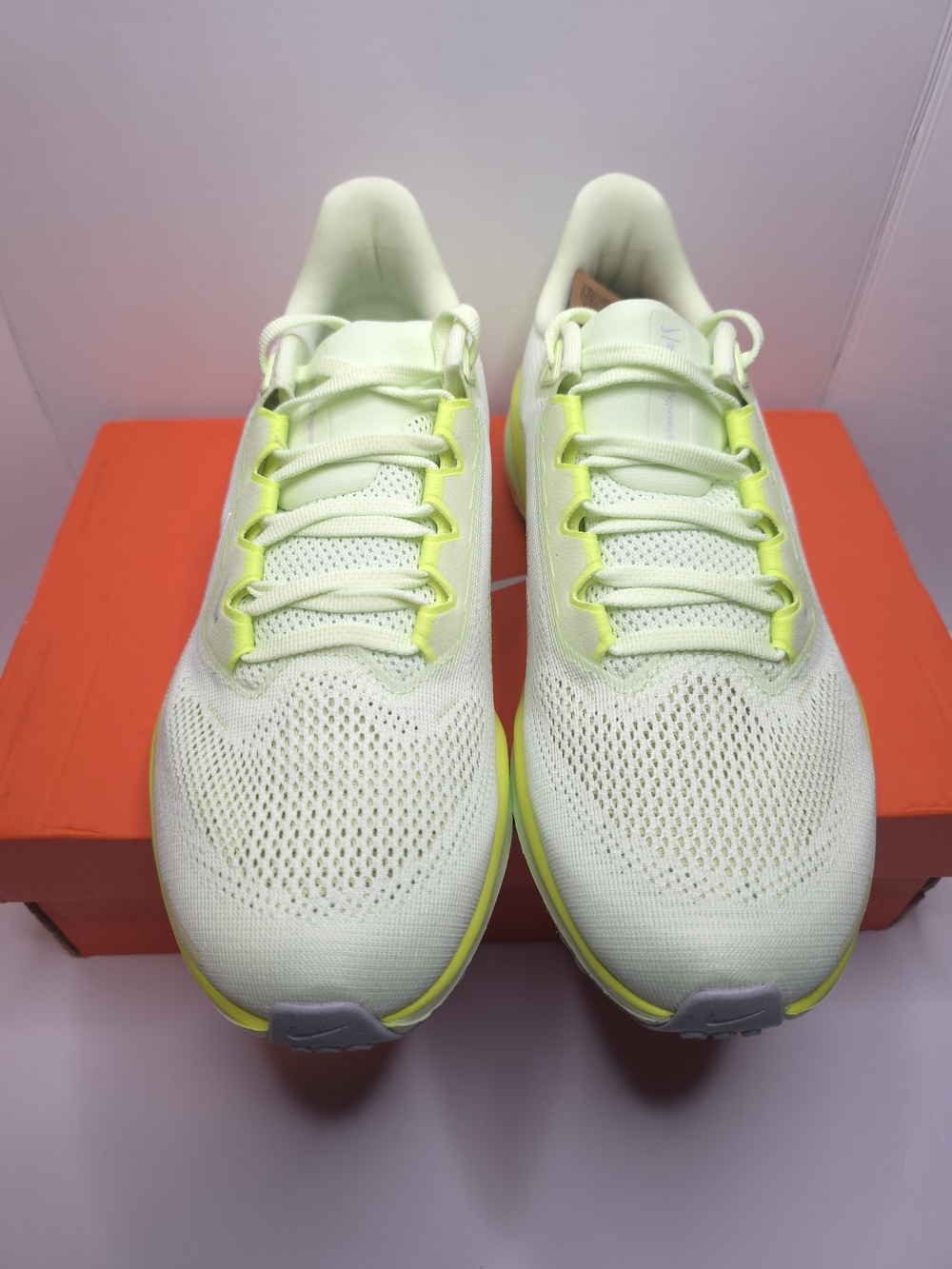 Nike Women’s Air Zoom Pegasus 41 Barley Volt 8.5W - Picture 2 of 8
